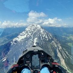 Flugwegposition um 09:00:49: Aufgenommen in der Nähe von Stainach-Pürgg, Österreich in 2119 Meter